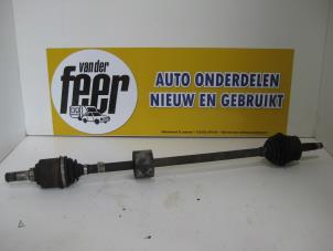 Usagé Cardan droit (transmission) Fiat Idea (350AX) 1.4 16V Prix € 55,00 Règlement à la marge proposé par Autobedrijf van der Feer