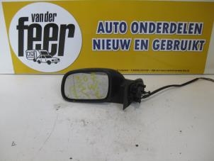 Used Wing mirror, left Peugeot 307 Break (3E) 2.0 HDi 110 FAP Price € 30,00 Margin scheme offered by Autobedrijf van der Feer