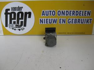 Used ABS pump Renault Modus Price € 100,00 Margin scheme offered by Autobedrijf van der Feer