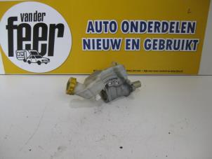 Used Master cylinder Ford Fiesta 5 (JD/JH) 1.6 16V Price € 35,00 Margin scheme offered by Autobedrijf van der Feer