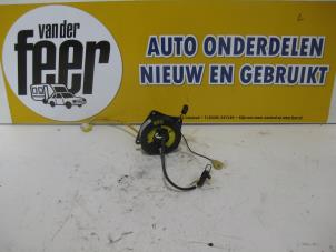 Usados Muelle de reloj airbag Chevrolet Kalos (SF48) 1.2 Precio € 17,50 Norma de margen ofrecido por Autobedrijf van der Feer