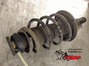 Used Fronts shock absorber, left Ford Galaxy (WGR) 2.0 Price € 42,00 Margin scheme offered by Autosloperij Pieper BV