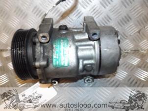 Used Air conditioning pump Renault Megane Scénic (JA) 2.0 RT Price € 78,75 Margin scheme offered by Autosloperij Pieper BV