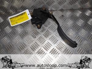 Used Accelerator pedal Renault Grand Scénic II (JM) 1.9 dCi 115 Price € 42,00 Margin scheme offered by Autosloperij Pieper BV