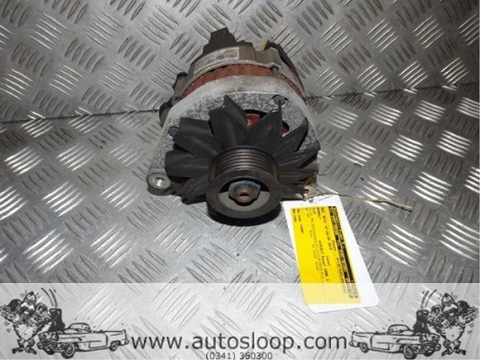 Begagnade Dynamo Renault Clio (B/C57/357/557/577) 1.8 RSi Kat. Pris € 36,75 Marginaltabell erbjuds av Autosloperij Pieper BV