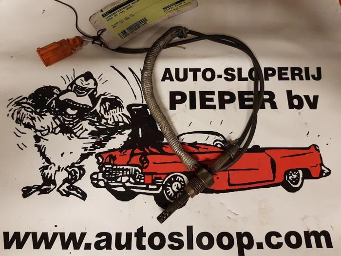 Used Engine temperature sensor Audi A3 (8P1) 2.0 TDI 16V Price € 36,75 Margin scheme offered by Autosloperij Pieper BV
