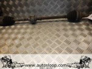 Used Front drive shaft, right Toyota Avensis (T22) 1.6 16V Price € 42,00 Margin scheme offered by Autosloperij Pieper BV