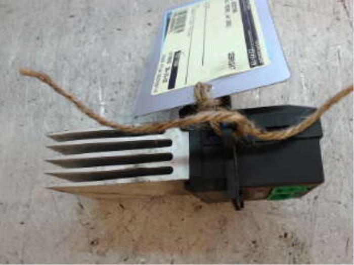 Heater resistor from a Renault Megane (BA/SA) 1.6 16V 2002