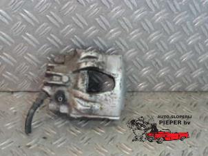 Used Front brake calliper, right Peugeot 306 (7D) 1.8 Price € 36,75 Margin scheme offered by Autosloperij Pieper BV