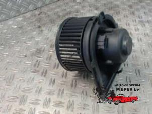 Usados Motor de ventilador de calefactor Seat Ibiza II (6K1) 1.4 16V Precio € 36,75 Norma de margen ofrecido por Autosloperij Pieper BV