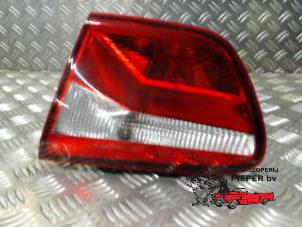 Używane Tylne swiatlo pozycyjne prawe Seat Ibiza ST (6J8) 1.2 TDI Ecomotive Cena € 52,50 Procedura marży oferowane przez Autosloperij Pieper BV