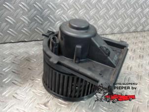Usados Motor de ventilador de calefactor Volkswagen Lupo (6X1) Precio € 36,75 Norma de margen ofrecido por Autosloperij Pieper BV