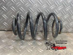 Used Rear coil spring Renault Clio II (BB/CB) 1.2 16V Price € 26,25 Margin scheme offered by Autosloperij Pieper BV