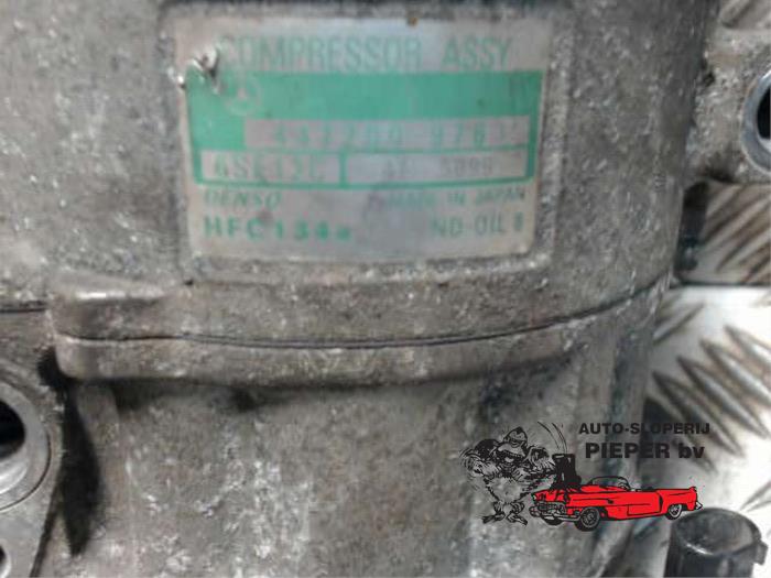 Bomba de aire acondicionado de un Mercedes-Benz A (W168) 1.6 A-160 1998