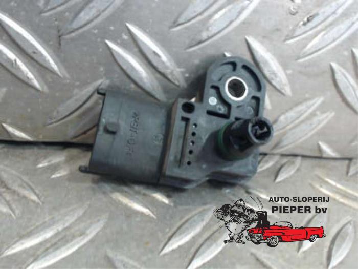 Map Sensor (Einlasskrümmer) van een Opel Astra H SW (L35) 1.3 CDTI 16V Ecotec 2006