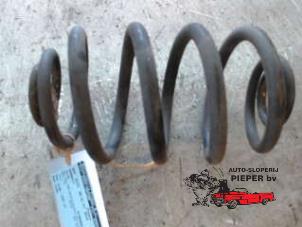 Used Rear coil spring Renault Clio II (BB/CB) 1.2 Price € 26,25 Margin scheme offered by Autosloperij Pieper BV