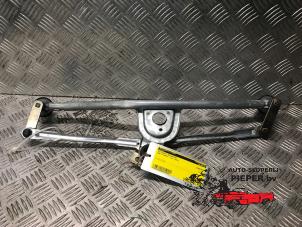 Used Wiper mechanism BMW 3 serie Compact (E46/5) 316ti 16V Price € 36,75 Margin scheme offered by Autosloperij Pieper BV