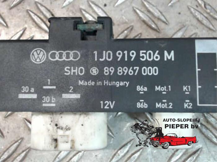 Ordinateur refroidisseur d'un Volkswagen Polo IV (9N1/2/3) 1.9 SDI 2004