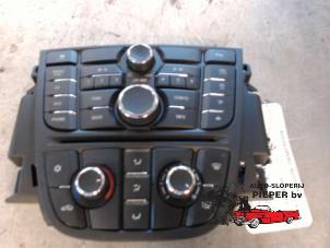 Used Radio control panel Opel Meriva Mk.II 1.7 CDTI 16V Price € 131,25 Margin scheme offered by Autosloperij Pieper BV