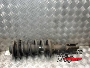 Used Front shock absorber rod, right Hyundai Getz 1.3i 12V Price € 36,75 Margin scheme offered by Autosloperij Pieper BV