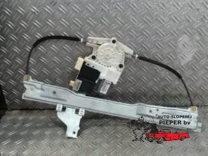 Used Window mechanism 4-door, front right Citroen C4 Berline (LC) 1.4 16V Price on request offered by Autosloperij Pieper BV