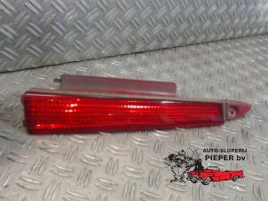Used Tailgate reflector, right Citroen C4 Berline (LC) 1.4 16V Price € 21,00 Margin scheme offered by Autosloperij Pieper BV