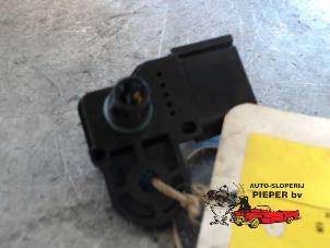 Map Sensor (Einlasskrümmer) van een Ford Ka I 1.3i 2001