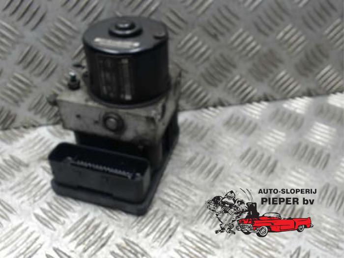 ABS pump Renault Espace 2.0 16V Turbo 8200159837E F4R ATE