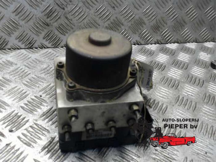 Usagé Pompe ABS Honda Logo (GA33) Prix € 78,75 Règlement à la marge proposé par Autosloperij Pieper BV