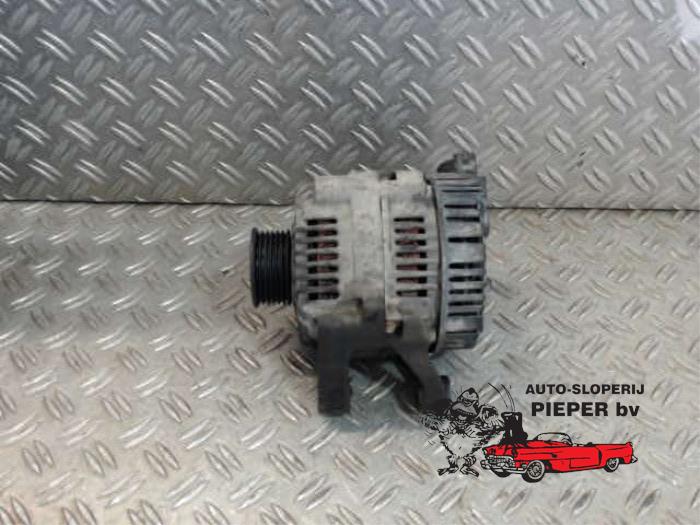 Gebrauchte Dynamo Peugeot 206 (2A/C/H/J/S) 1.1 XN,XR Preis € 52,50 Margenregelung angeboten von Autosloperij Pieper BV