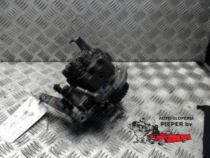 Used Diesel pump Peugeot 307 (3A/C/D) 1.4 HDi Price € 157,50 Margin scheme offered by Autosloperij Pieper BV