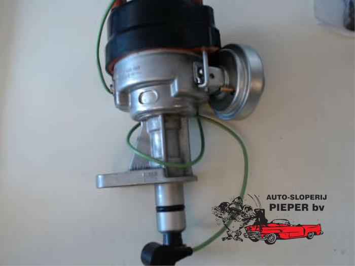 Encendido (completo) de un Mercedes-Benz S (W116) 450 SEL 6.9 1976