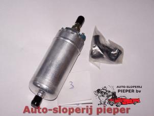 Neuf Pompe carburant électrique Alfa Romeo 75 (162B) Prix € 52,50 Prix TTC proposé par Autosloperij Pieper BV