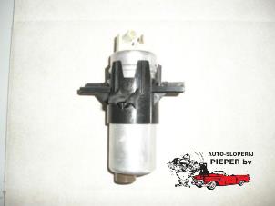 New Electric fuel pump BMW 3 serie (E46/4) Price € 63,00 Inclusive VAT offered by Autosloperij Pieper BV