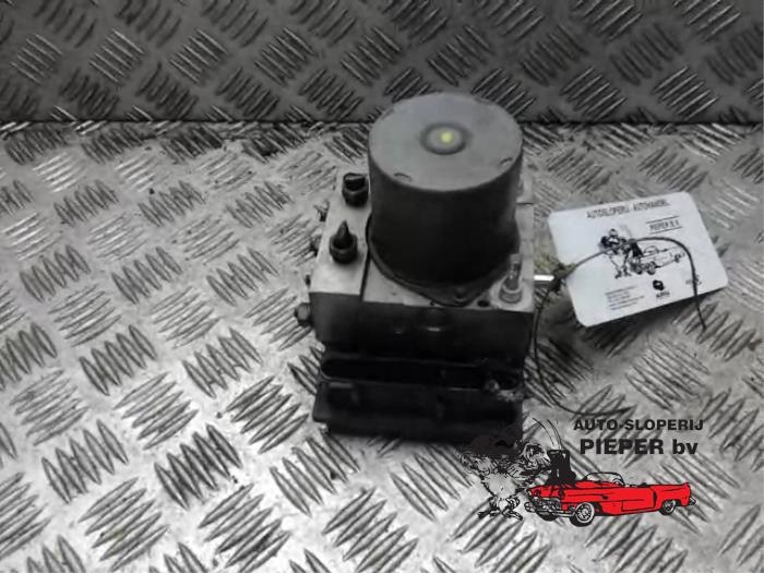 Begagnade ABS-pump Citroen C4 Coupé (LA) 2.0 16V VTR Pris € 78,75 Marginaltabell erbjuds av Autosloperij Pieper BV