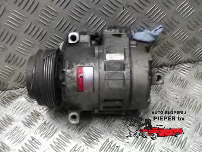 Usagé Compresseur de clim BMW 5 serie (E39) 523i 24V Prix € 105,00 Règlement à la marge proposé par Autosloperij Pieper BV