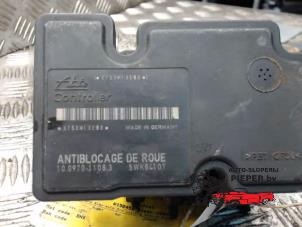 Bloc ABS d'un Citroën C3 (FC/FL/FT) 1.4 HDi 2004
