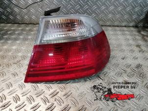 Used Taillight, right BMW 3 serie (E46/2) 330 Ci 24V Price € 36,75 Margin scheme offered by Autosloperij Pieper BV