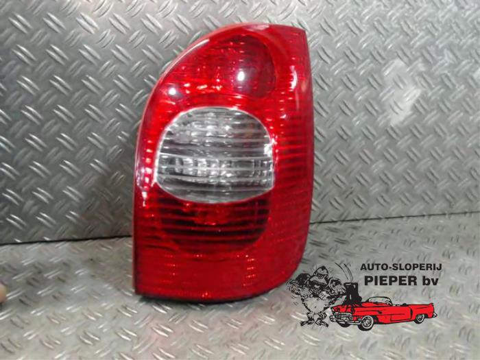 9650005780 feu arrière droit pour citroën xsara picasso - Équipement auto 9650005780 feu arrière droit pour citroën xsara picasso - Équipement auto