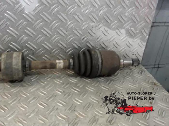 Front drive shaft, right from a Fiat Punto II (188) 1.2 60 S 2003