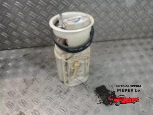 Usados Bomba de gasolina Volkswagen Bora (1J2) 1.6 Precio € 52,50 Norma de margen ofrecido por Autosloperij Pieper BV
