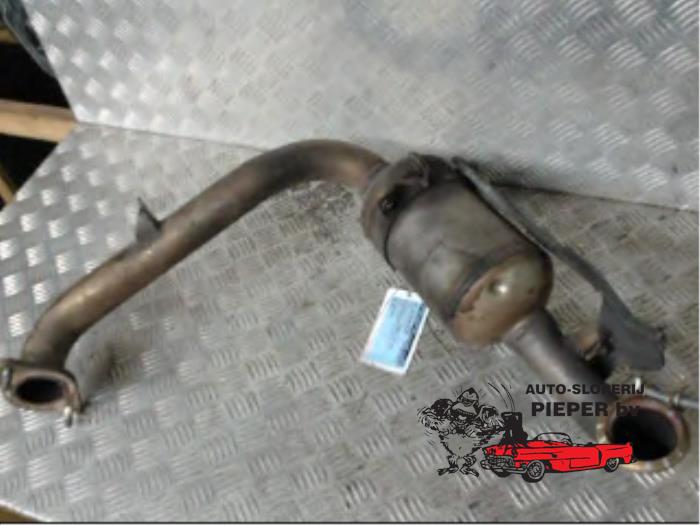 Front pipe + catalyst from a Volvo V50 (MW) 1.6 D 16V 2005
