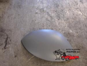 New Mirror housing, right Peugeot 206 (2A/C/H/J/S) Price € 10,49 Inclusive VAT offered by Autosloperij Pieper BV