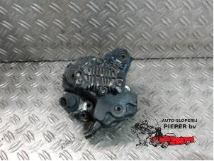 Used High pressure pump Volvo S60 I (RS/HV) 2.4 D5 20V Price on request offered by Autosloperij Pieper BV