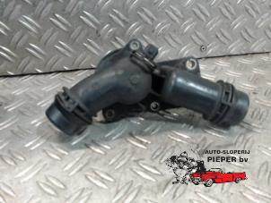 Used Thermostat housing BMW 3 serie (E46/2) 320 Ci 24V Price on request offered by Autosloperij Pieper BV