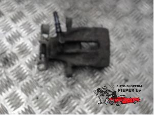 Used Rear brake calliper, right Volvo V40 (VW) 2.0 16V Price € 52,50 Margin scheme offered by Autosloperij Pieper BV