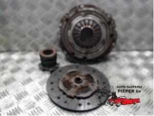 Used Clutch kit (complete) Opel Corsa C (F08/68) 1.8 16V GSi Price € 42,00 Margin scheme offered by Autosloperij Pieper BV
