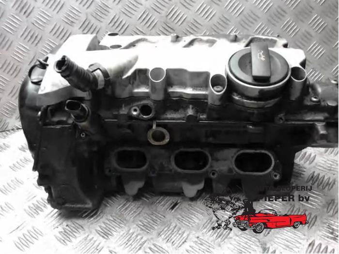 Begagnade Topplock Audi A6 (C6) 2.4 V6 24V Pris € 236,25 Marginaltabell erbjuds av Autosloperij Pieper BV