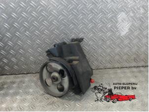 Used Power steering pump Peugeot 206 CC (2D) 1.6 16V Price € 52,50 Margin scheme offered by Autosloperij Pieper BV