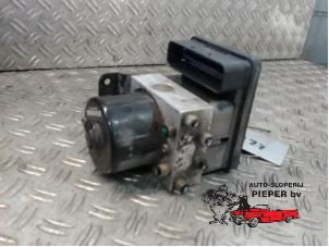 Usagé Pompe ABS Citroen C5 I Break (DE) 2.0 16V Prix € 78,75 Règlement à la marge proposé par Autosloperij Pieper BV